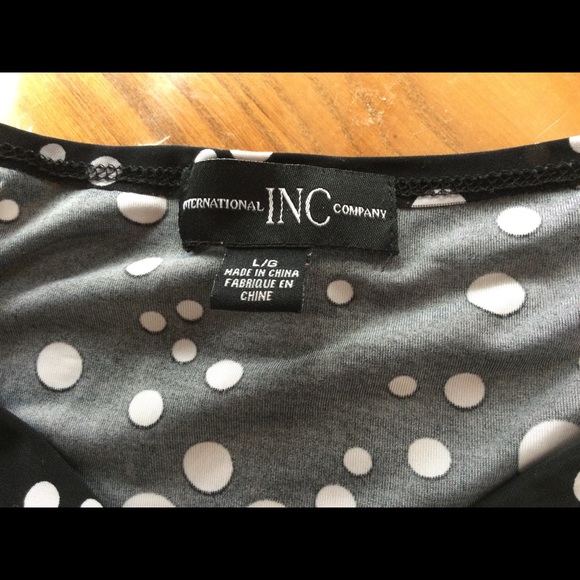 International Inc Company sleeveless top with a droopy collar size L - Picture 2 of 2